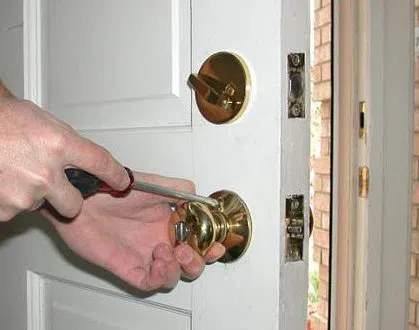 Brooklyn Pro Locksmith Brooklyn, NY 718-663-2486 Brooklyn Pro Locksmith Brooklyn, NY 718-663-2486 - 7-Lock-Changing